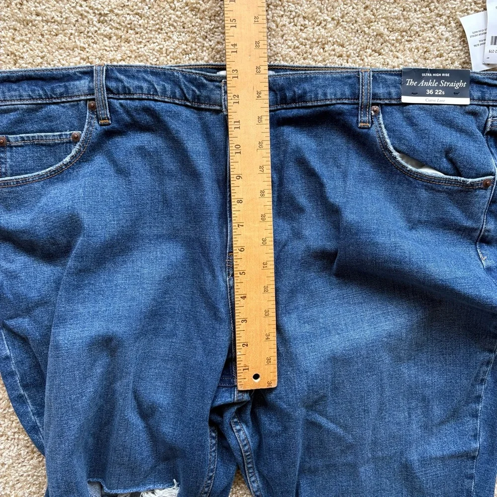 Abercrombie & Fitch The Ankle Straight Ultra High Rise Jeans 36/22S Curve Love‎